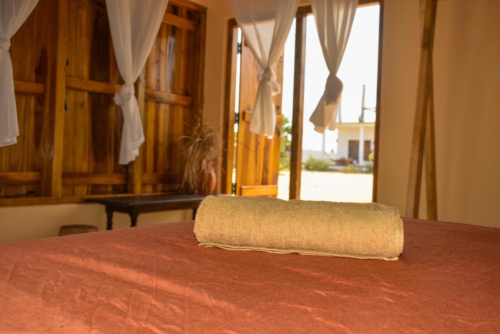 Ferienwohnung Salty Alchemy Arugam Bay Exterior foto