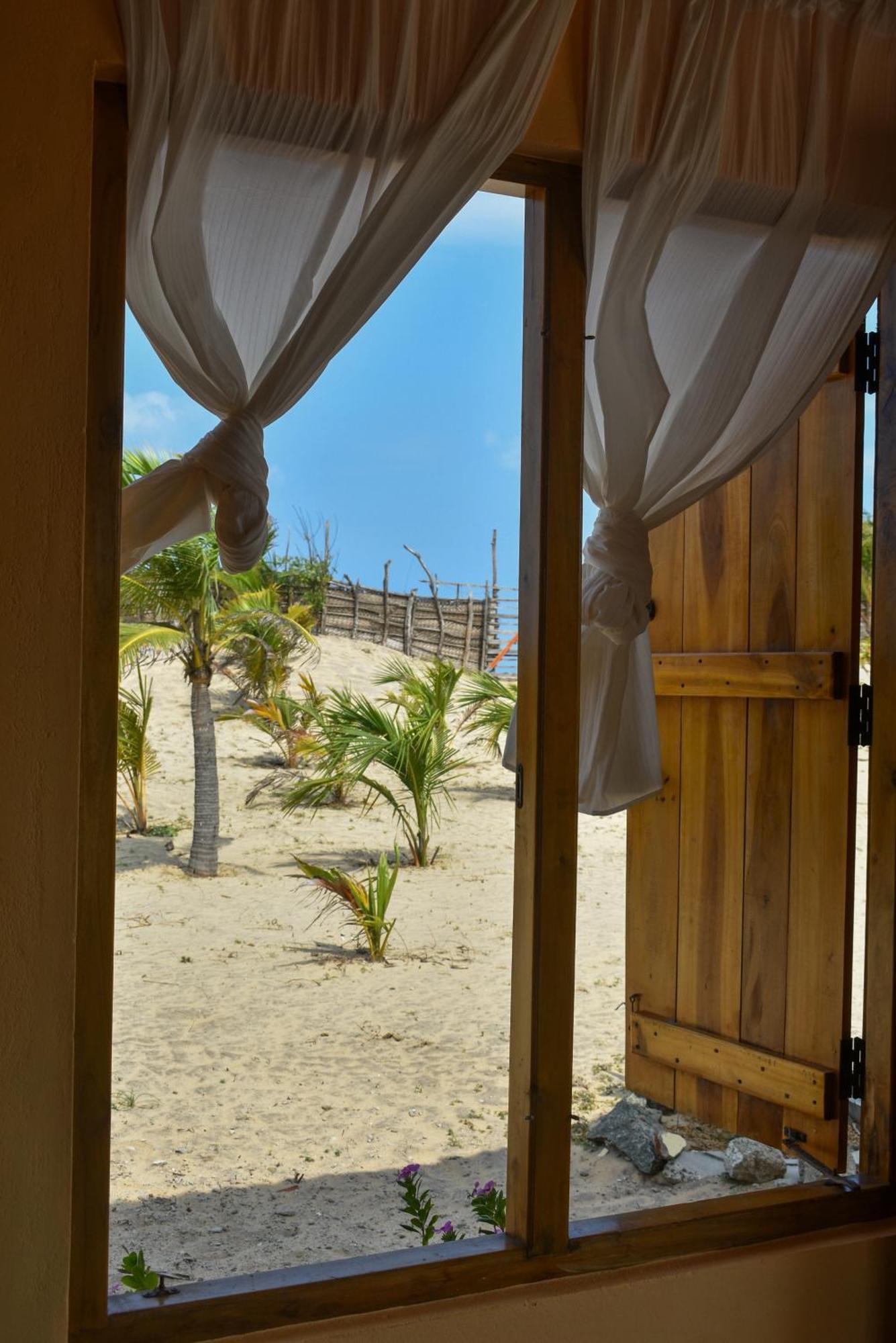 Ferienwohnung Salty Alchemy Arugam Bay Exterior foto